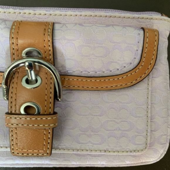 Coach Monogram Lavender Wristlet Tan Leather - Picture 4 of 7